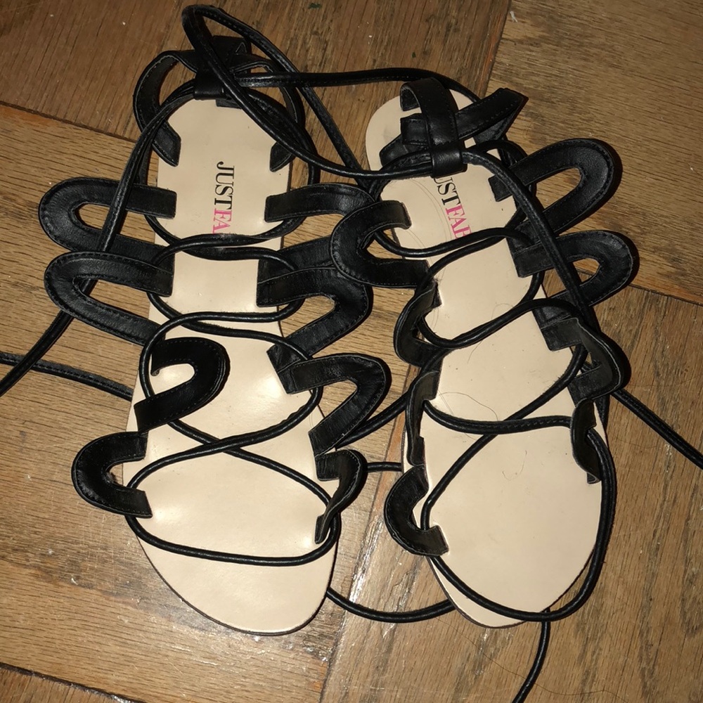 GLADIATOR SANDALS, SZ 5.5