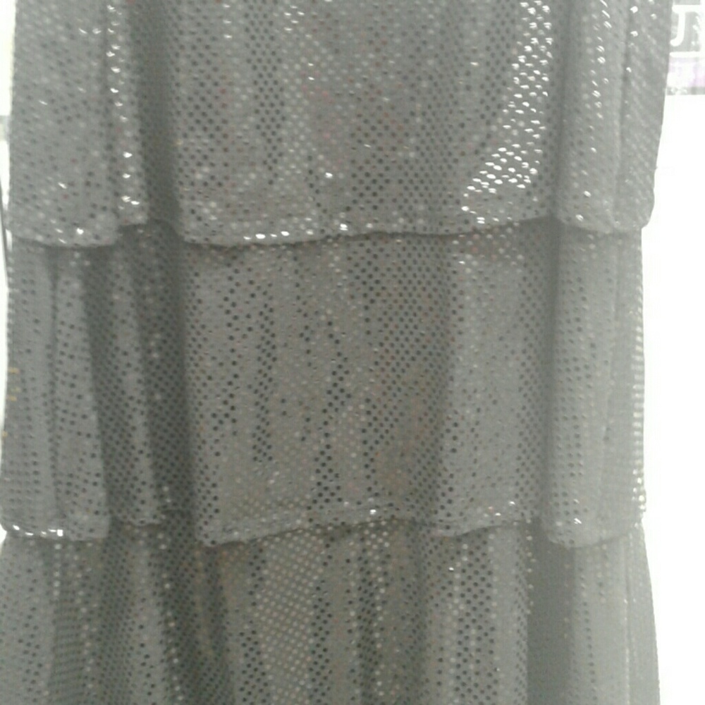 Dress - Picture 4 of 4