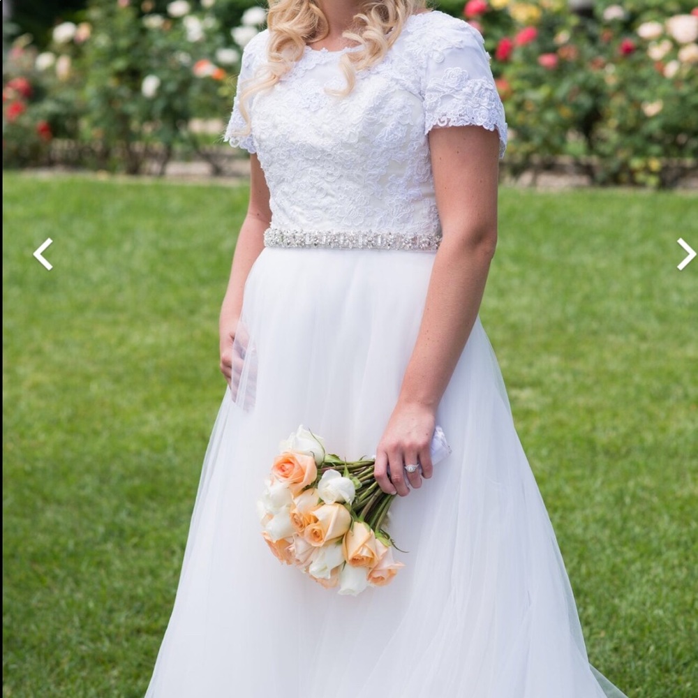 Beautiful Short Sleeve Wedding Dress