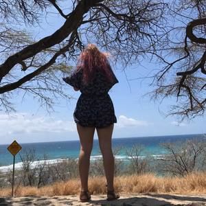 Meet your Posher, Coral