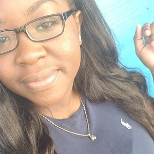 Meet your Posher, Jonelle