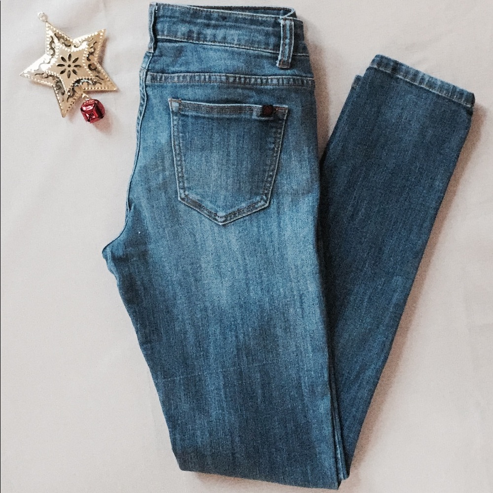 Dark Blue Faded Jeans 