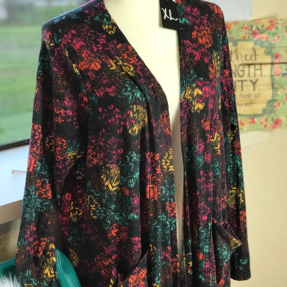 Lularoe Sarah Cardigan XL multicolor design 💕