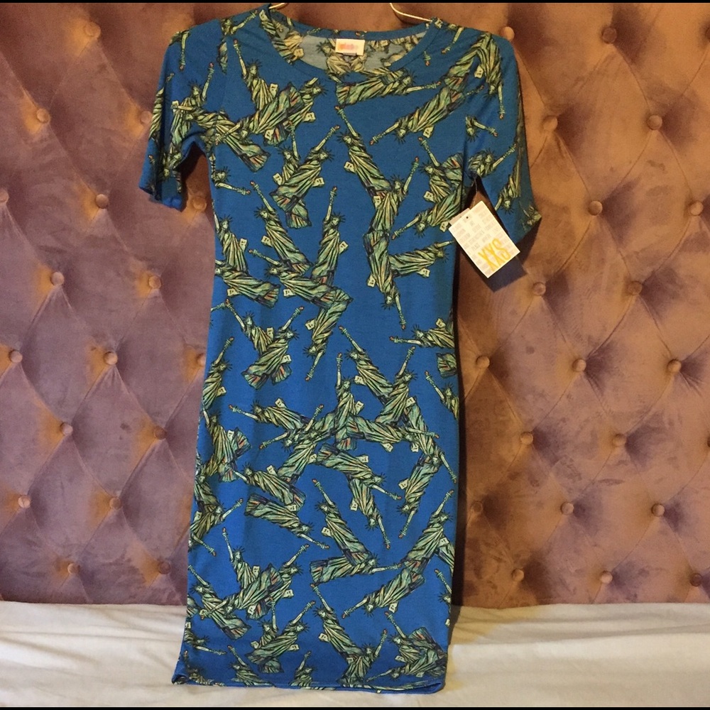 Dress NWT Statue of Liberty NY America
