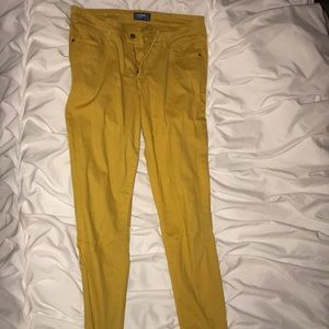 Mustard skinny jeans