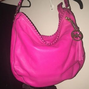 Mickael Kors Pink Hobo