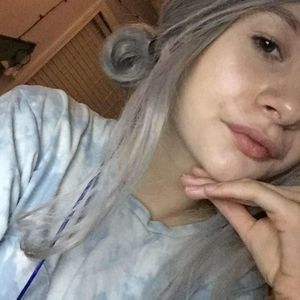 Meet your Posher, Bella