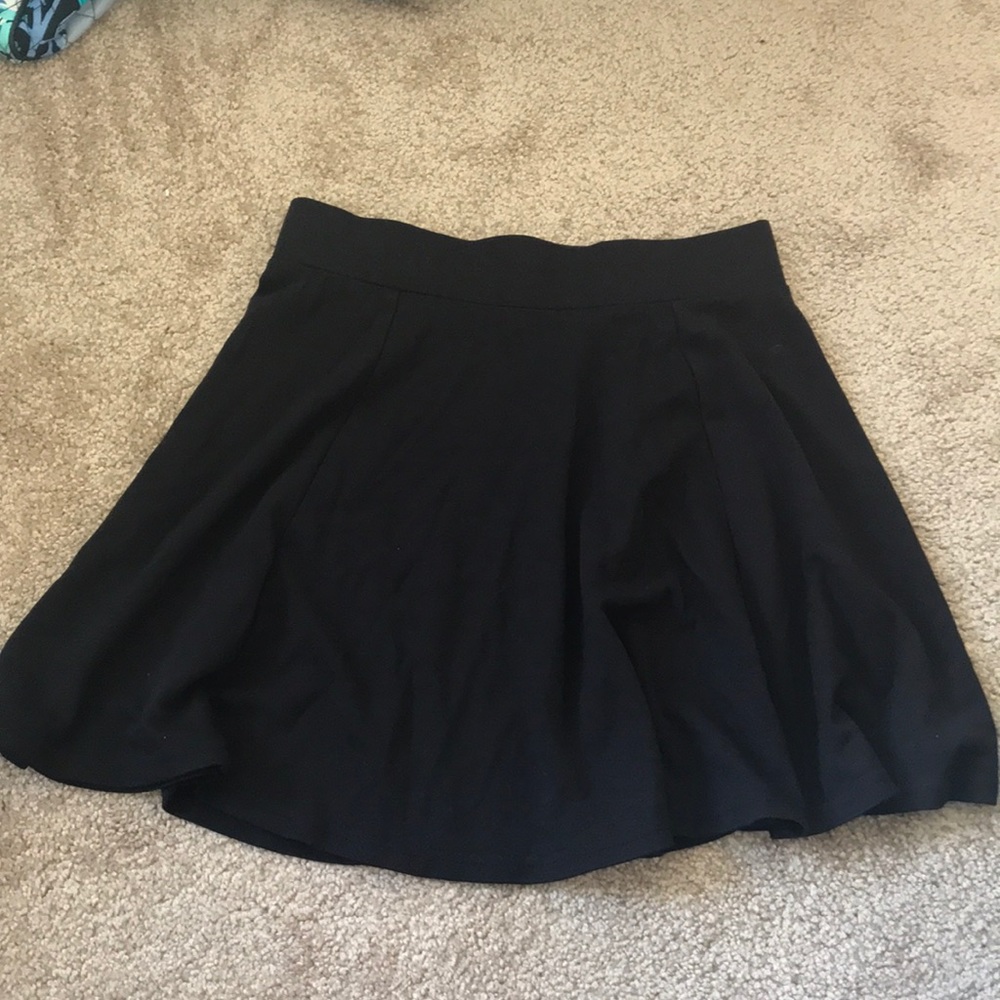 Black skater skirt!