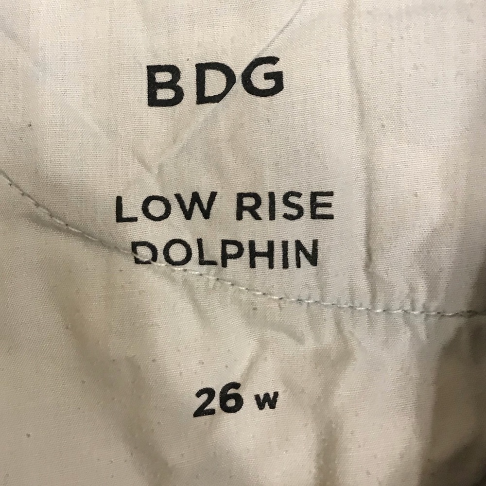 BDG Shorts - Picture 4 of 4
