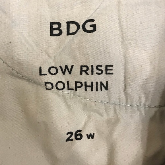 BDG Shorts - Picture 4 of 4