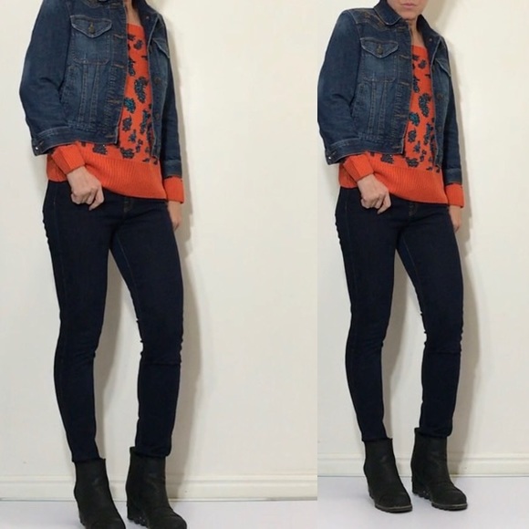 5/25 New! Orange and Navy Metallic sweater - Picture 4 of 4