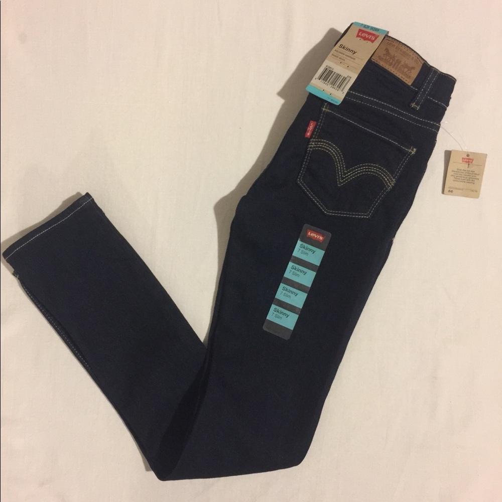 Levi’s size 7 slim skinny jeans