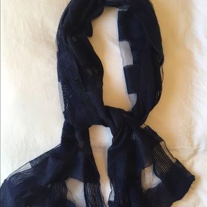 Vera Wang Navy silk checkered sheer scarf