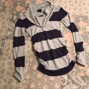 Navy blue & gray sweater