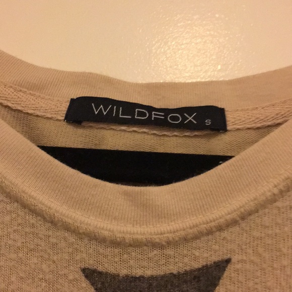 ❄️WILDFOX❄️ soft sweater with tribal print size S - Picture 2 of 3