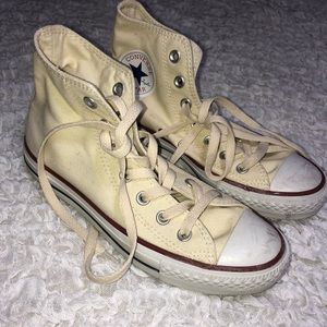 Converse Shoes - Cream Converse All star Hi Top sneakers Converse Shoes - Cream Converse All star Hi Top sneakers