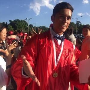 Meet your Posher, Javier