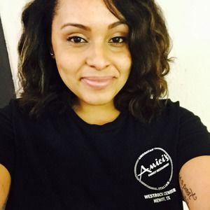 Meet your Posher, Brianna