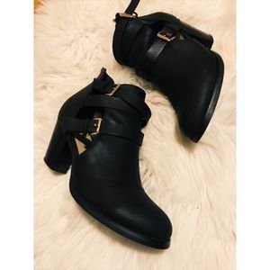 Women’s Cut-Out Ankle Booties