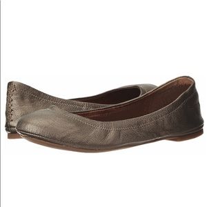Lucky brand emmie flat