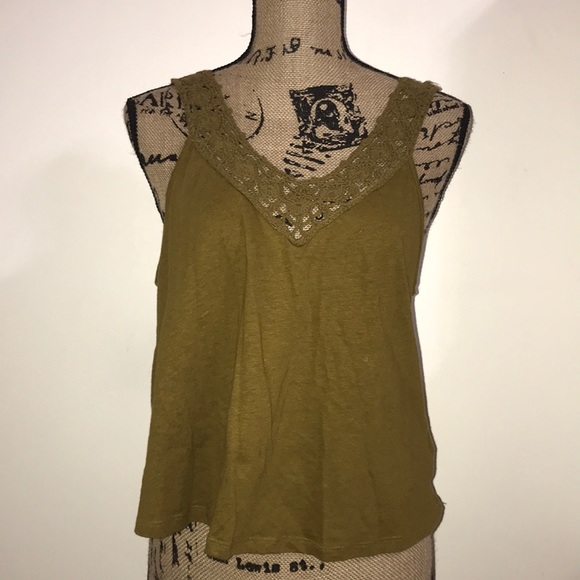 Green Crocheted tank with low V back - Picture 1 of 2