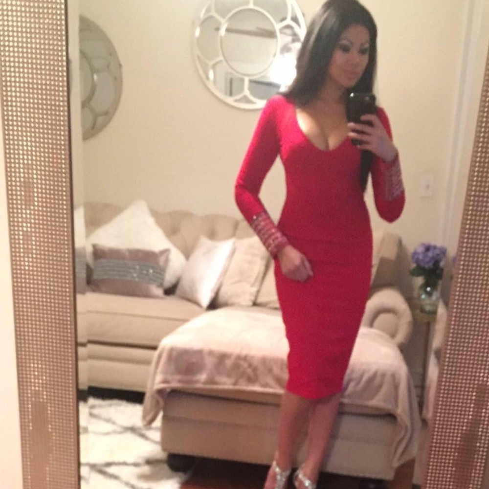 **SOLD!** Long sleeve fitted red dress! Size Small.