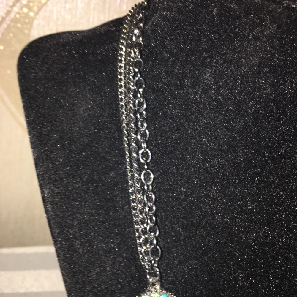 Beautiful statement piece - Picture 2 of 4