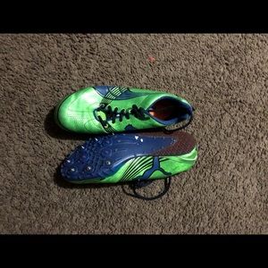 Track and field shoes