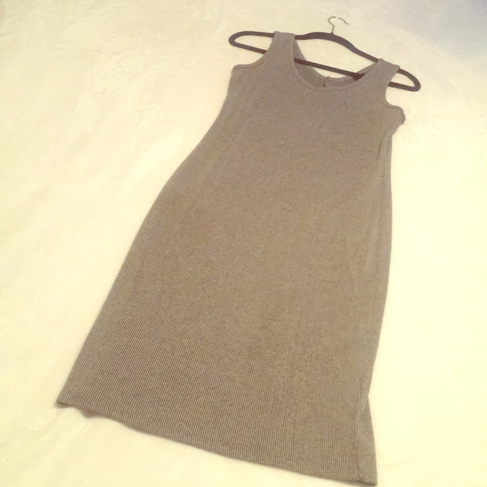 Ribbed bodycon dress.