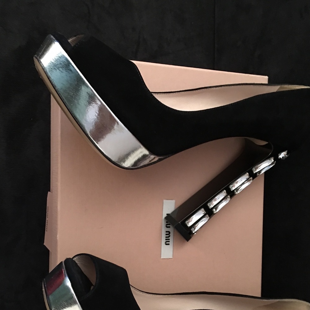 Miu Miu Suede High Heels\Swarovski Crystal