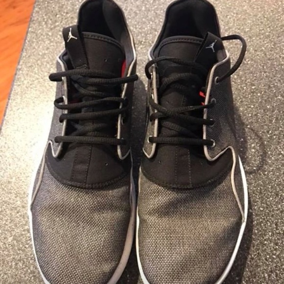 Jordan eclipse - Picture 2 of 7