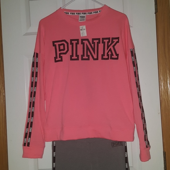 Vs pink set bnwt - Picture 1 of 2