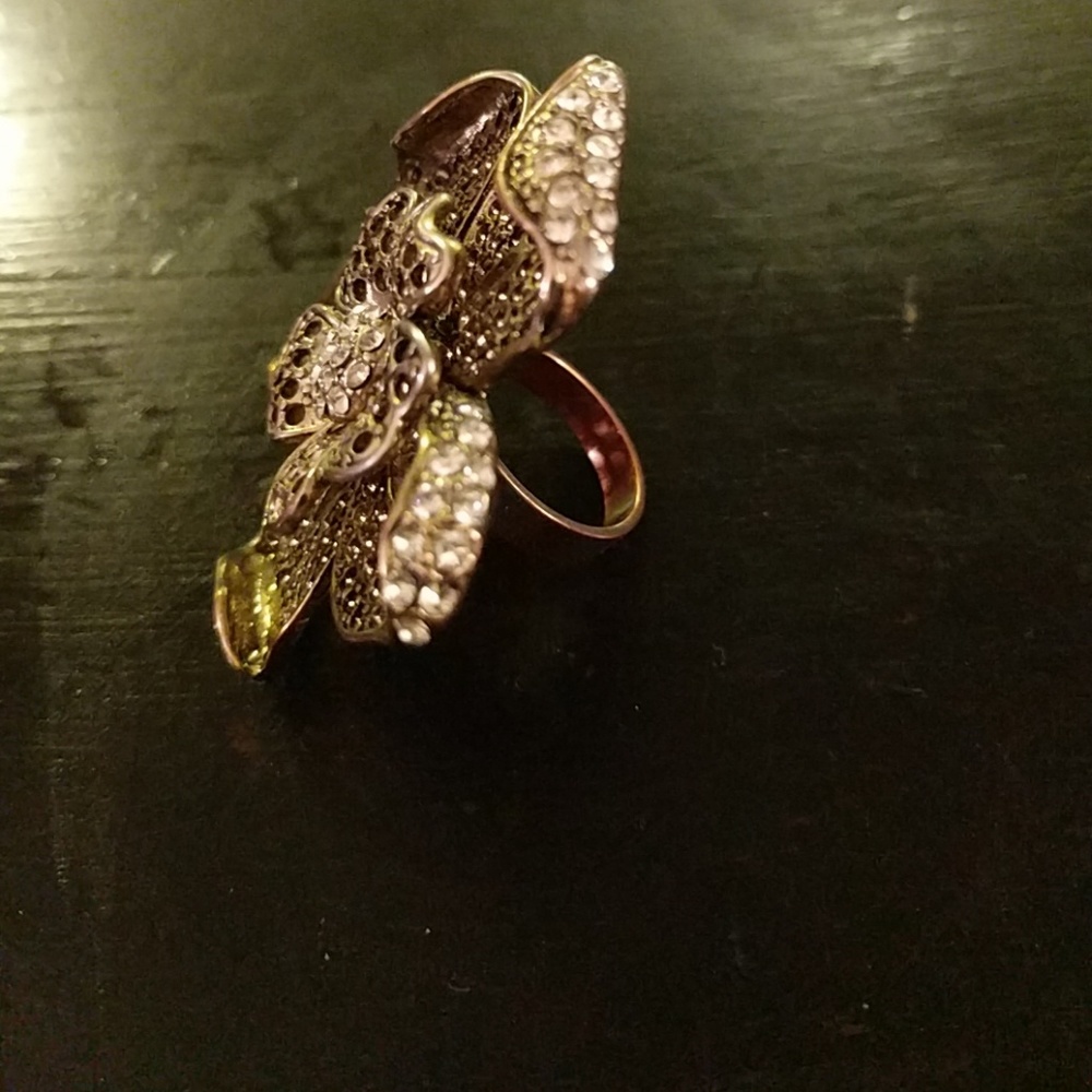Ring - Picture 2 of 2