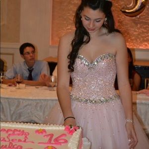 Sweet Sixteen Dress worm once!