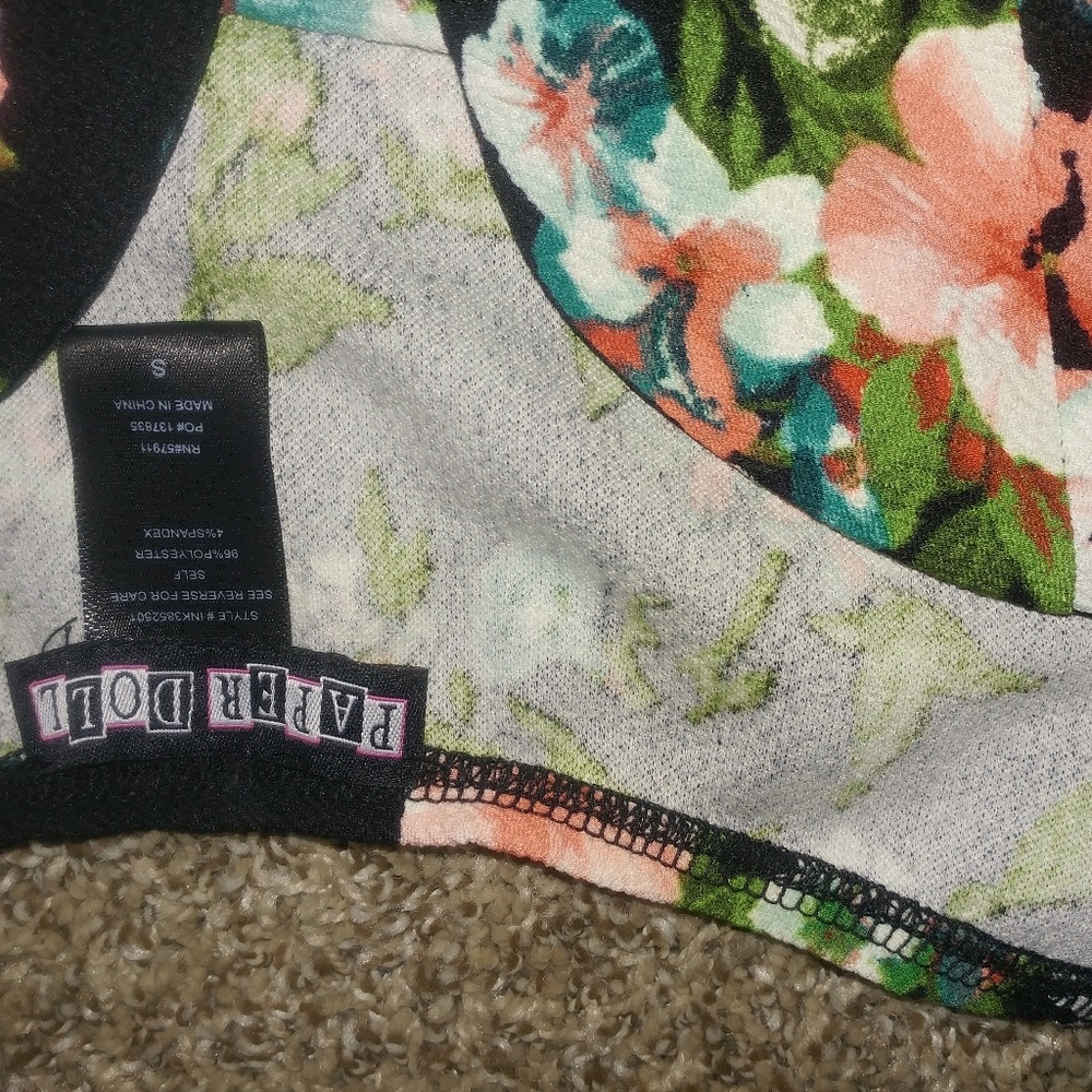 Paperdoll cute floral dress - Picture 2 of 3