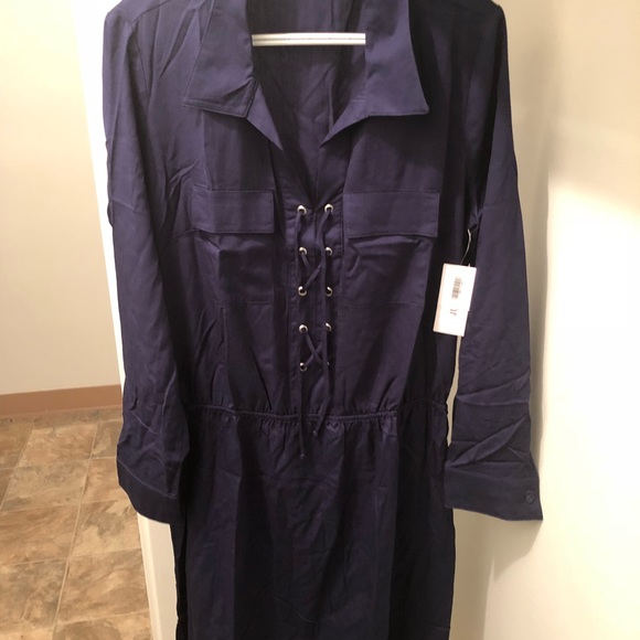 Dresses & Skirts - Beautiful Navy Blue Dress
