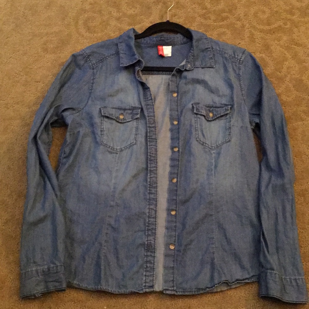 H&M cotton button up