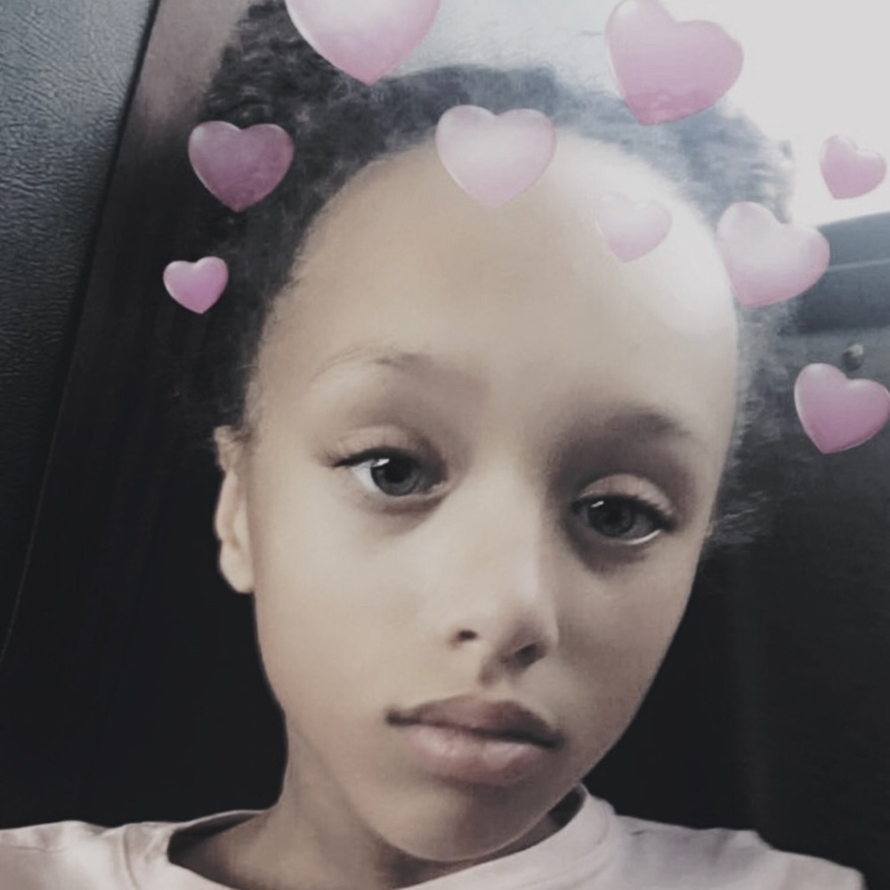 Meet your Posher, Nyah