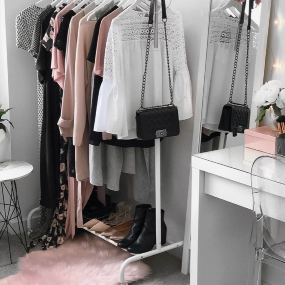 Meet your Posher, Lacey