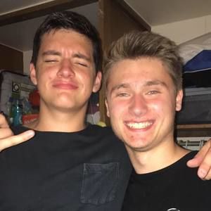 Meet your Posher, Devin