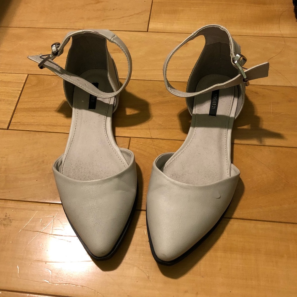 Flats with ankle strap
