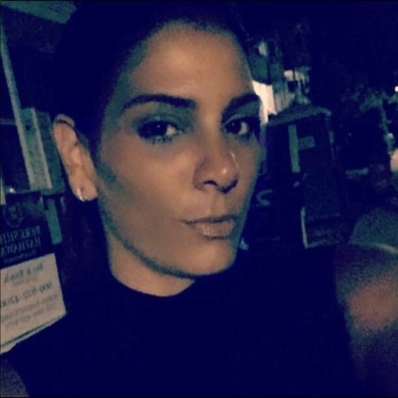 Meet your Posher, Desiree - Picture 6 of 7