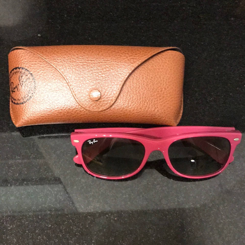 Ray ban pink wayfarer sunglasses