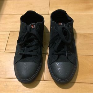 Non slip work shoes.