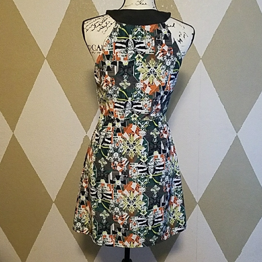 Mod button up dress - Picture 2 of 3