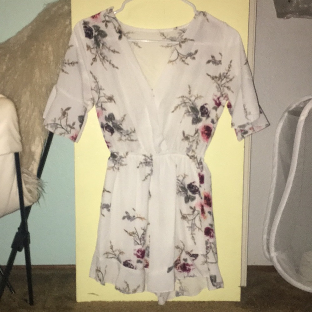 floral print romper for sale!!