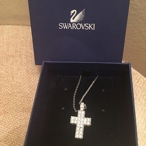 Swarovski Block Cross Pendant w/Chain