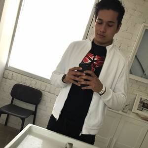 Meet your Posher, Chris