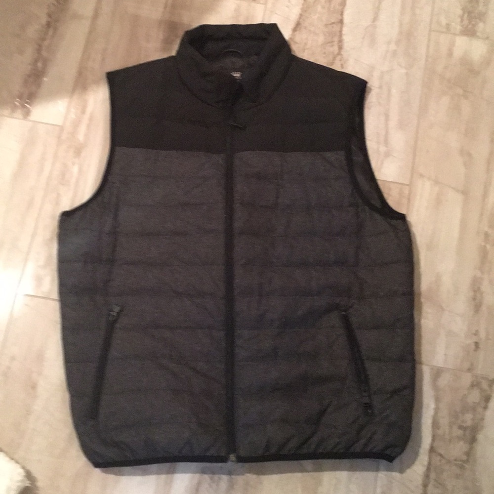 Express Men’s Vest