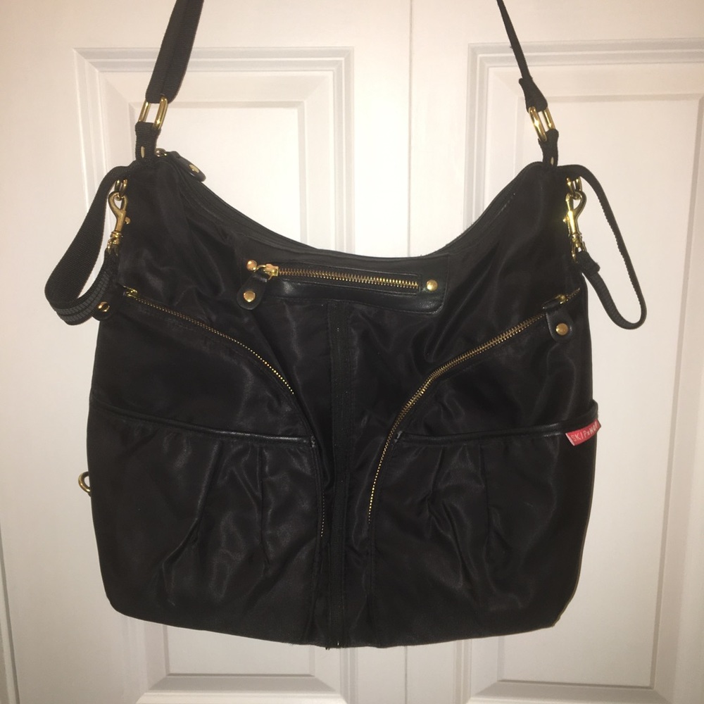 Skip Hop Versa Expandable Diaper Bag